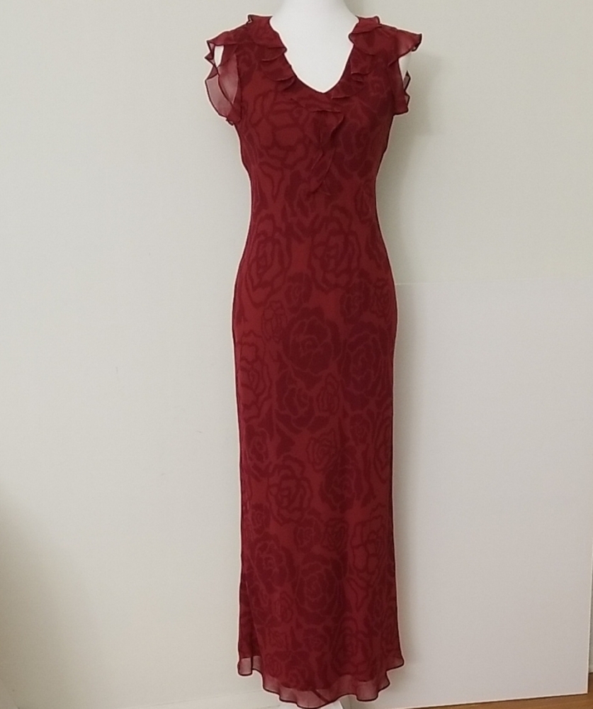 Perry Ellis Silk Red Sleeveless V-Neck Gown